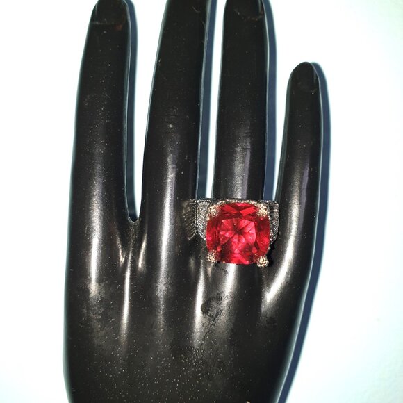 Gorgeous Giant Princess Red Crystal Ruby Colour Sterling Silver Cocktail Ring - Picture 4 of 14